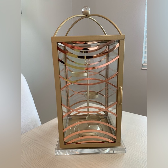 LIKE NEW Partylite “Curved Lines” Lantern - Small - Picture 5 of 8